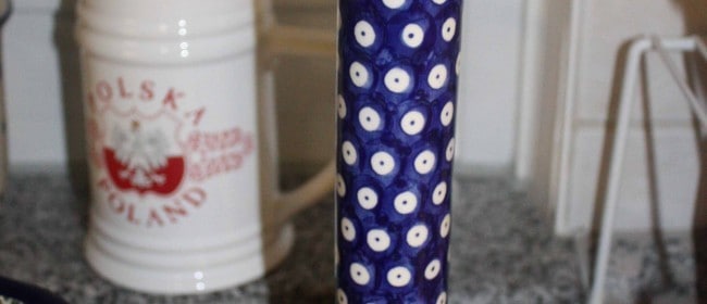 Paper towel holder