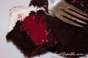 Dark Choc Rasp Curd Cupcakes-38