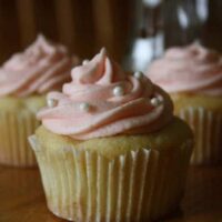 Peach Bellini Cupcakes | JavaCupcake.com