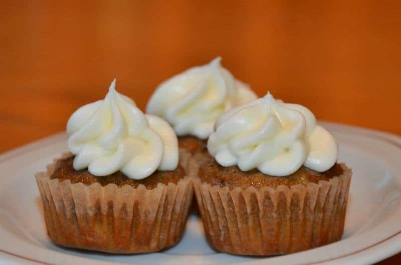 Banana, Espresso & Chocolate Chip Cupcakes