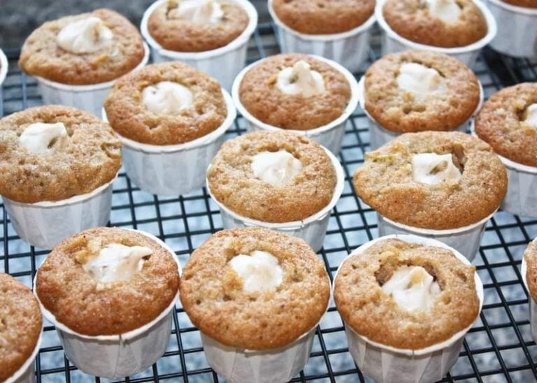 3 easy steps to core & fill cupcakes