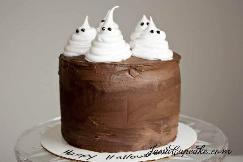 Easy Tutorial: Ghost & Pumpkin Cakes for Halloween | JavaCupcake.com