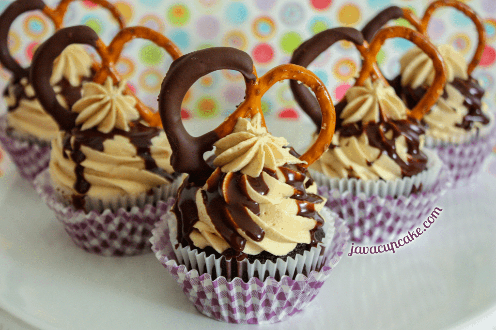 Chocolate Peanut Butter Pretzel Cupcakes by JavaCupcake.com