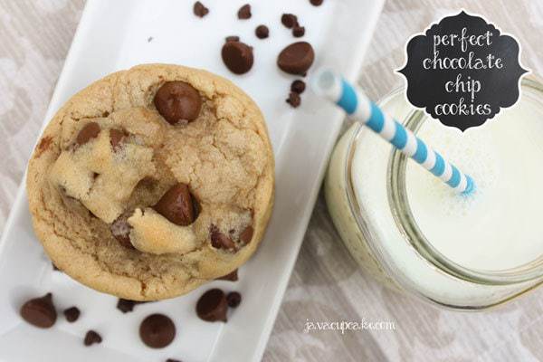 Perfect Chocolate Chip Cookies by JavaCupcake.com #chocolatechip #cookies