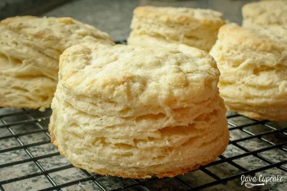 Buttermilk Biscuits | JavaCupcake.com