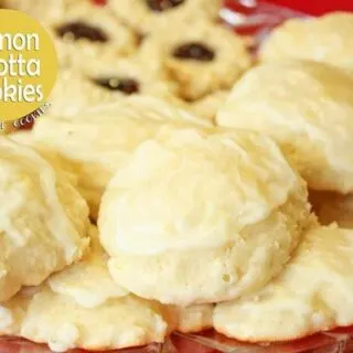 Lemon Ricotta Cookies | JavaCupcake.com