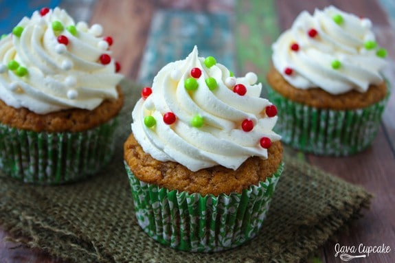 Sweet Potato Cupcakes with Marshmallow Frosting | JavaCupcake.com