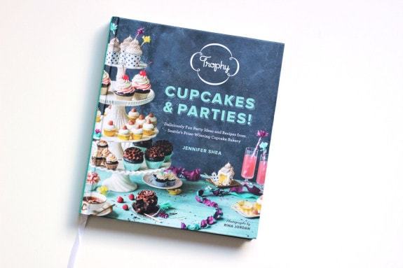 trophy cupcakes and parties book