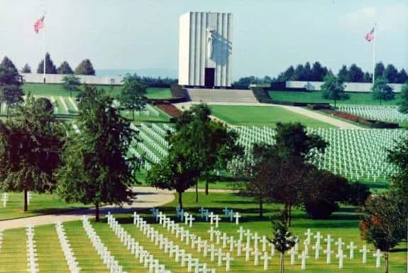Lorraine_American_Cemetery_and_Memorial_3