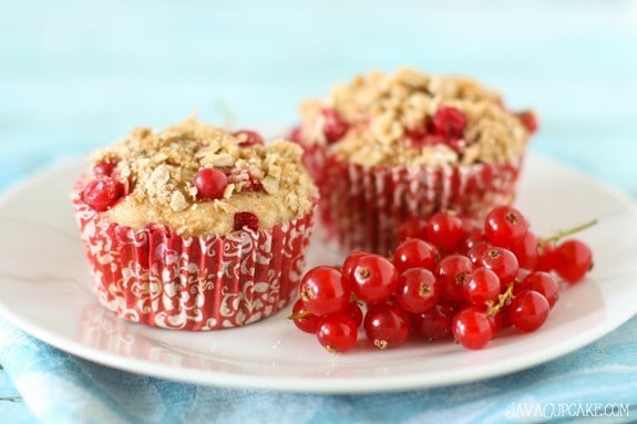 Red Currant Streusel Muffins #RedCurrantWeek | JavaCupcake.com