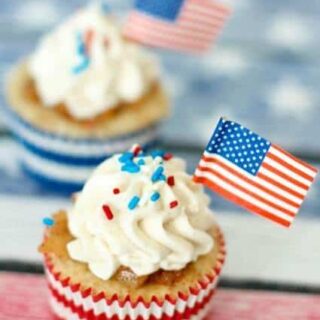Patriot Day Apple Pie Cupcakes
