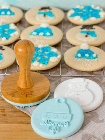 Easy Sugar Cookie Icing: Nona's Tips and Tricks - The Mediocre Baker