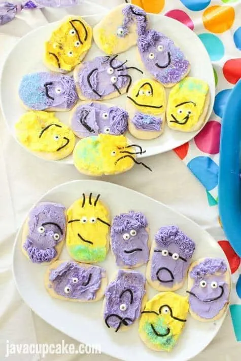 Minion Birthday Party - Minion Cookie Decorating | JavaCupcake.com