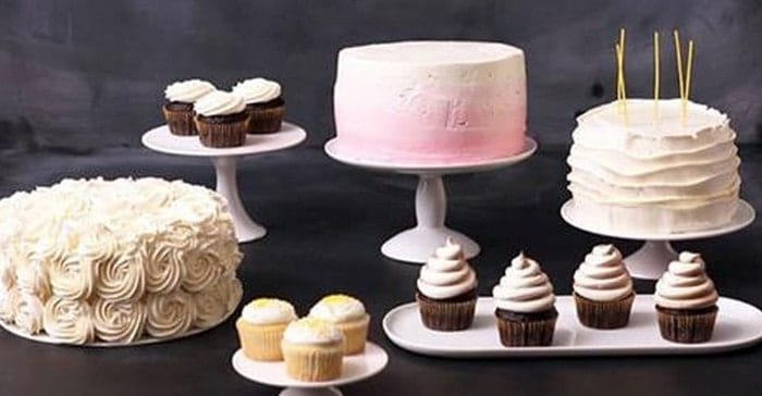 5 Amazingly Simple Cake Decorating Ideas | JavaCupcake.com