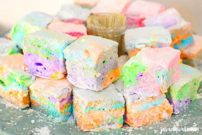 Host a Tie Dye Party! Decor, desserts and game ideas... all without actually Tie Dying! #TieDyeTuesday | JavaCupcake.com