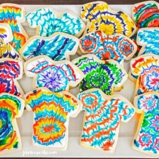 Tie Dye Cookies | JavaCupcake.com #tiedyeparty #tiedye