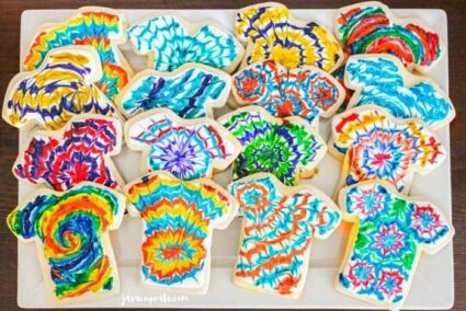 Tie Dye Cookies | JavaCupcake.com #tiedyeparty #tiedye