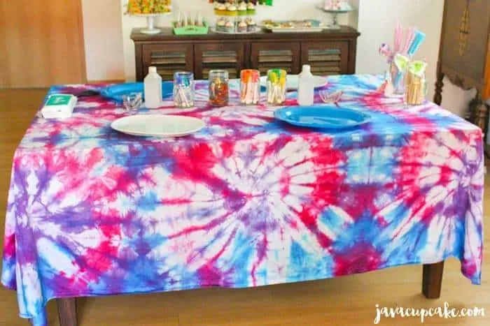 Host a Tie Dye Party! Decor, desserts and game ideas... all without actually Tie Dying! #TieDyeTuesday | JavaCupcake.com