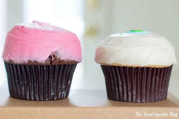 {Review} Sprinkles Cupcakes in Georgetown, Washington, DC | The JavaCupcake Blog https://javacupcake.com