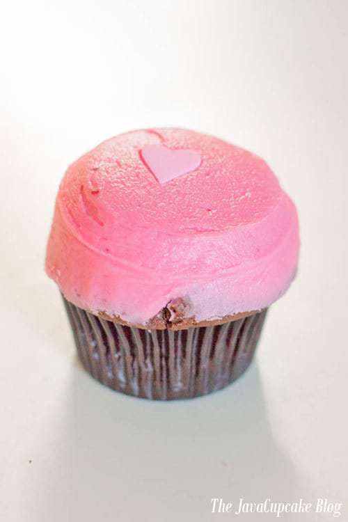 {Review} Sprinkles Cupcakes in Georgetown, Washington, DC | The JavaCupcake Blog https://javacupcake.com