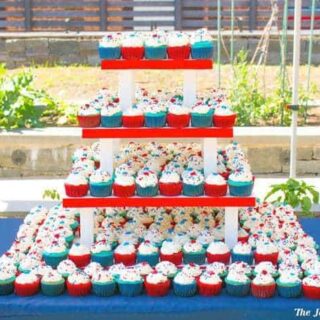 Easy 4th of July Cupcakes
