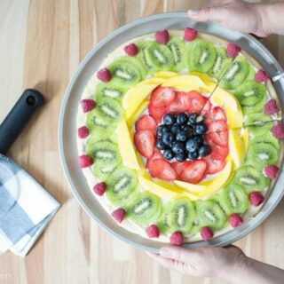 Fresh Fruit Dessert Pizza | JavaCupcake.com