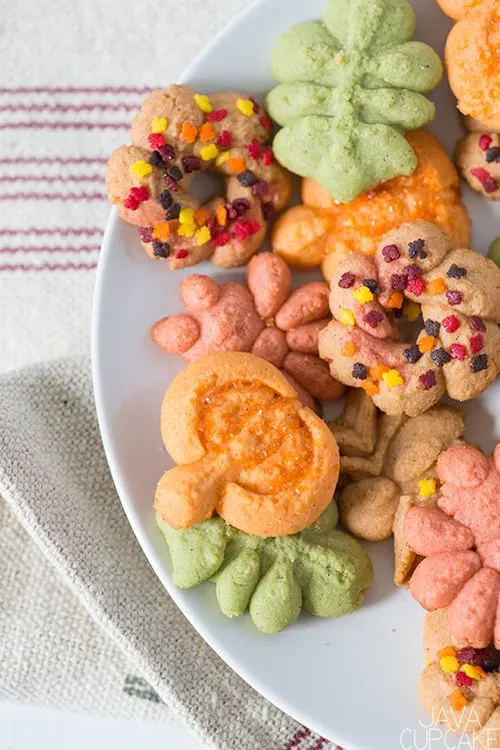 Cinnamon Spritz Cookies | The JavaCupcake Blog https://javacupcake.com #oxo #OXOgoodcookies #fallbaking #cinnamon #spritz #cinnamonspritz