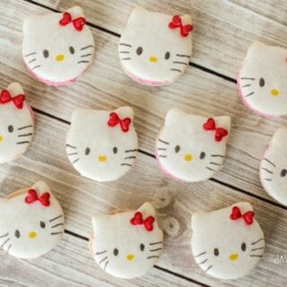 Hello Kitty Macarons